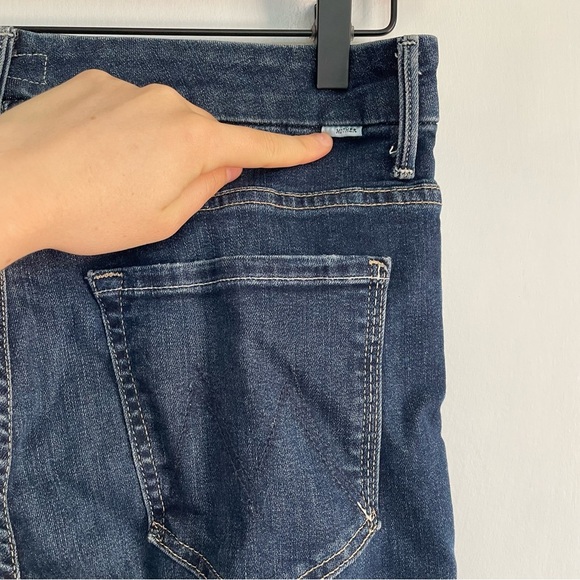 Mother High Waisted Looker Ankle Fray Close to the Edge Blue Jean Distressed 30 - Picture 6 of 15